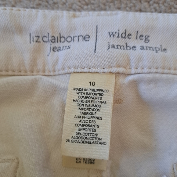 Liz Claiborne Wide Leg Jeans Women's Size 10 Cream Denim Cropped Capri Pant - Picture 5 of 10